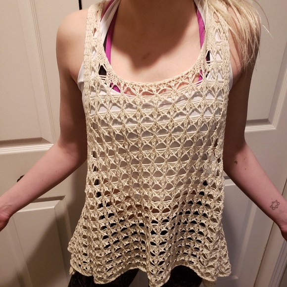 Summer Pool Knit Beach Overlay Tank Top - Picture 6 of 7